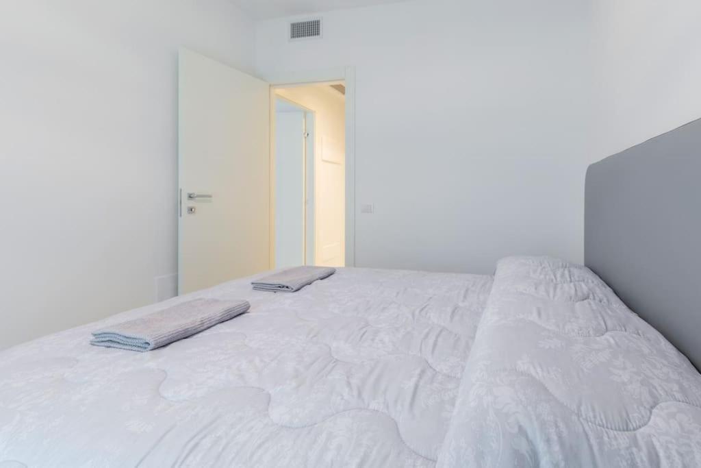 Wave Island! Luxury Resort A Jesolo - Piscina E Park Free! 外观 照片
